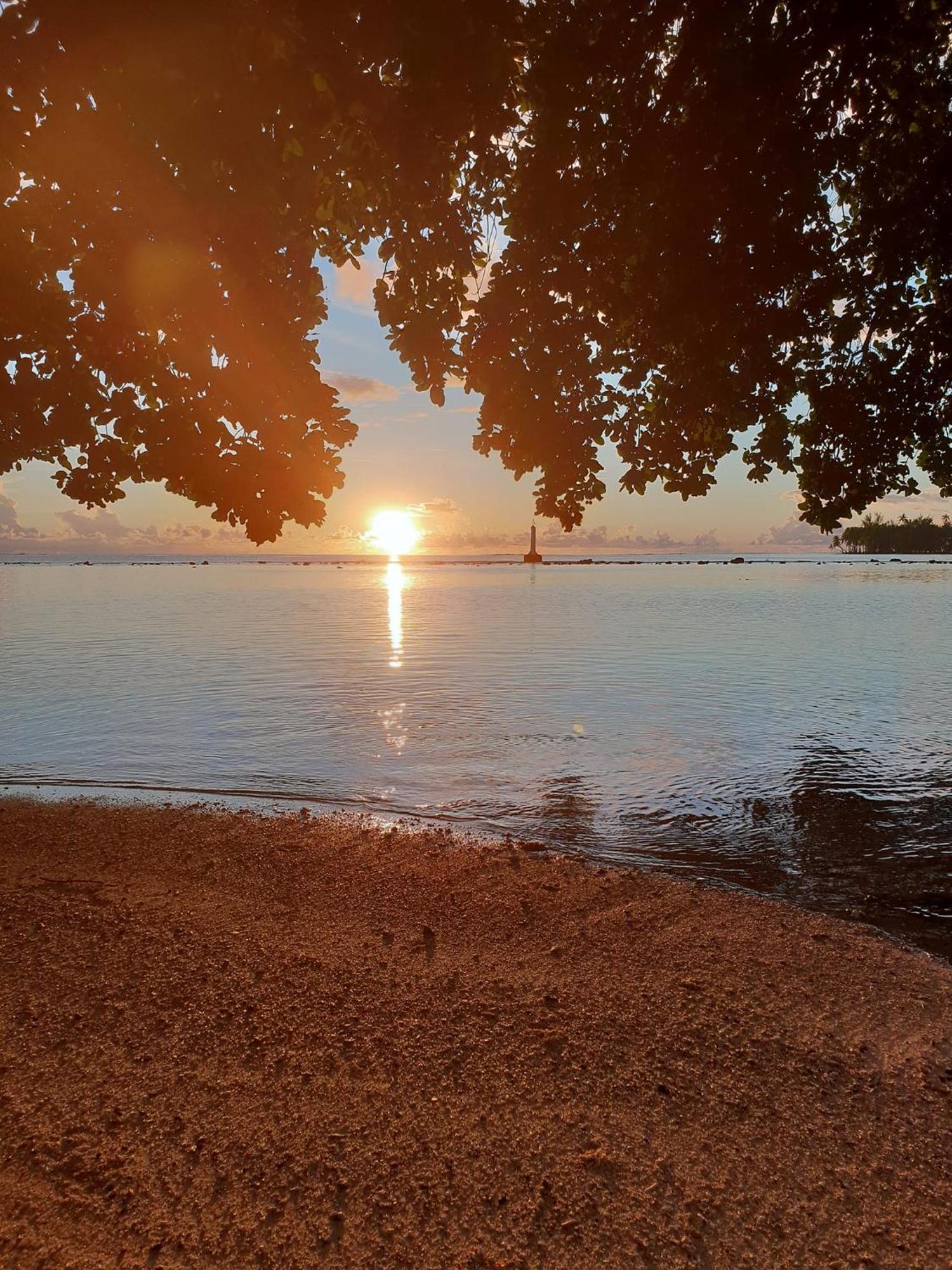 Fare Tetahora Villa Tevaitoa Exteriör bild